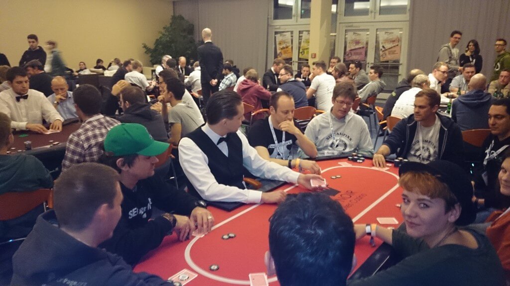 Charity Poker Turnier: Lauter bekannte Gesichter